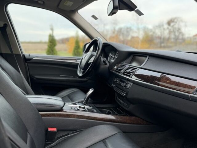 Сірий БМВ Х5, об'ємом двигуна 3 л та пробігом 401 тис. км за 11750 $, фото 11 на Automoto.ua