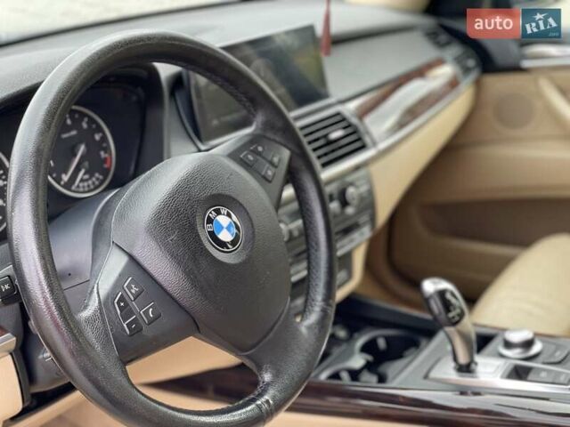 Серый БМВ Х5, объемом двигателя 2.79 л и пробегом 174 тыс. км за 15500 $, фото 10 на Automoto.ua