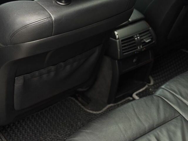 Серый БМВ Х5, объемом двигателя 3 л и пробегом 287 тыс. км за 12700 $, фото 22 на Automoto.ua