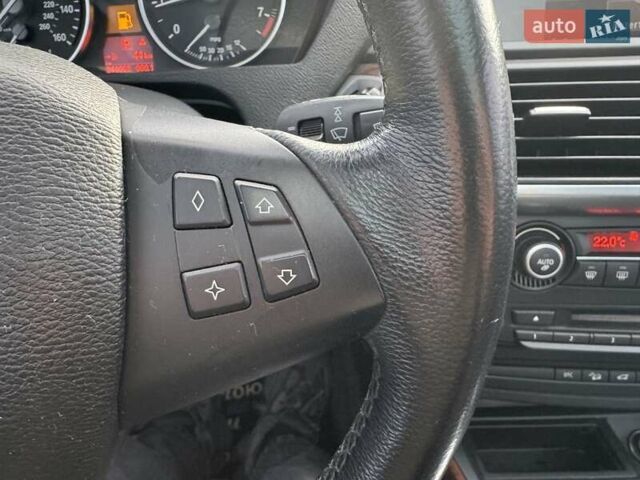 Сірий БМВ Х5, об'ємом двигуна 3 л та пробігом 240 тис. км за 10900 $, фото 4 на Automoto.ua