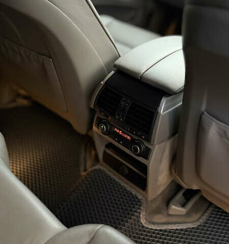 Сірий БМВ Х5, об'ємом двигуна 3 л та пробігом 250 тис. км за 14500 $, фото 18 на Automoto.ua