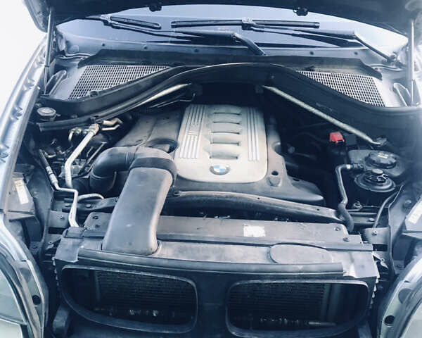 Сірий БМВ Х5, об'ємом двигуна 3 л та пробігом 400 тис. км за 14500 $, фото 9 на Automoto.ua