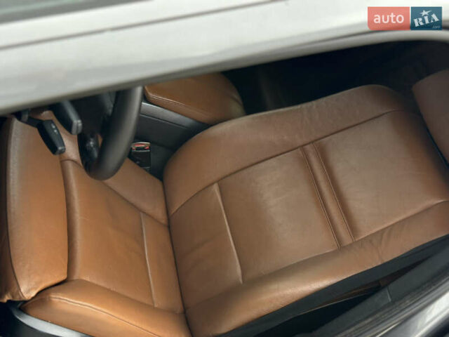 Серый БМВ Х5, объемом двигателя 3 л и пробегом 360 тыс. км за 15750 $, фото 40 на Automoto.ua