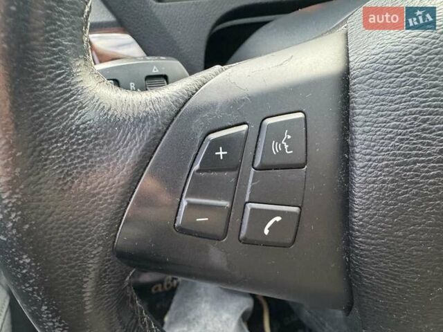 Сірий БМВ Х5, об'ємом двигуна 3 л та пробігом 240 тис. км за 10900 $, фото 3 на Automoto.ua