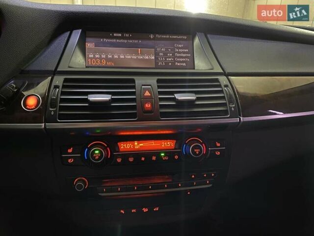 Серый БМВ Х5, объемом двигателя 3 л и пробегом 200 тыс. км за 13999 $, фото 33 на Automoto.ua