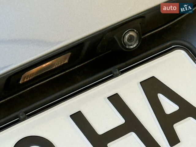 Сірий БМВ Х5, об'ємом двигуна 3 л та пробігом 260 тис. км за 11700 $, фото 27 на Automoto.ua