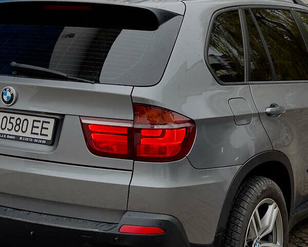 Сірий БМВ Х5, об'ємом двигуна 3 л та пробігом 255 тис. км за 16000 $, фото 13 на Automoto.ua