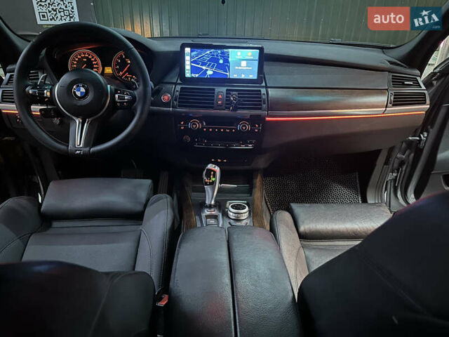 Серый БМВ Х5, объемом двигателя 3 л и пробегом 280 тыс. км за 12399 $, фото 8 на Automoto.ua
