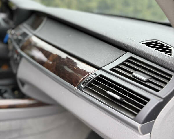 Серый БМВ Х5, объемом двигателя 3 л и пробегом 223 тыс. км за 13499 $, фото 35 на Automoto.ua