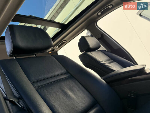 Сірий БМВ Х5, об'ємом двигуна 3 л та пробігом 260 тис. км за 11700 $, фото 49 на Automoto.ua