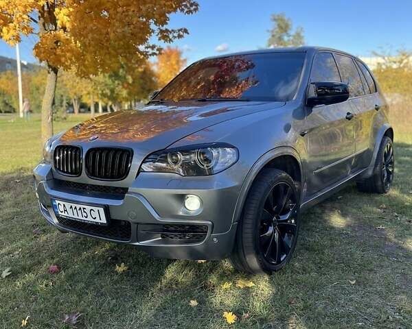 Серый БМВ Х5, объемом двигателя 4.8 л и пробегом 197 тыс. км за 12000 $, фото 2 на Automoto.ua