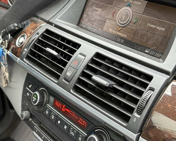 Серый БМВ Х5, объемом двигателя 3 л и пробегом 223 тыс. км за 13499 $, фото 42 на Automoto.ua