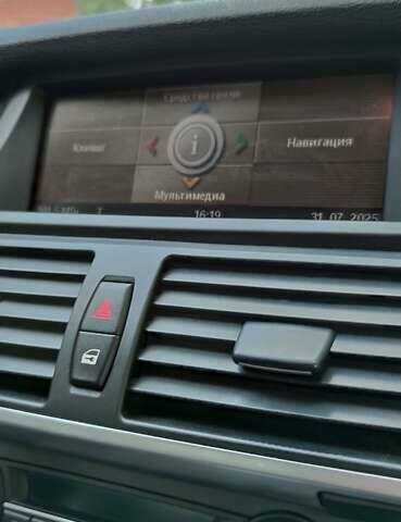 Серый БМВ Х5, объемом двигателя 3 л и пробегом 326 тыс. км за 12300 $, фото 15 на Automoto.ua