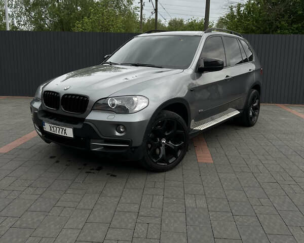 Серый БМВ Х5, объемом двигателя 3 л и пробегом 378 тыс. км за 14000 $, фото 13 на Automoto.ua