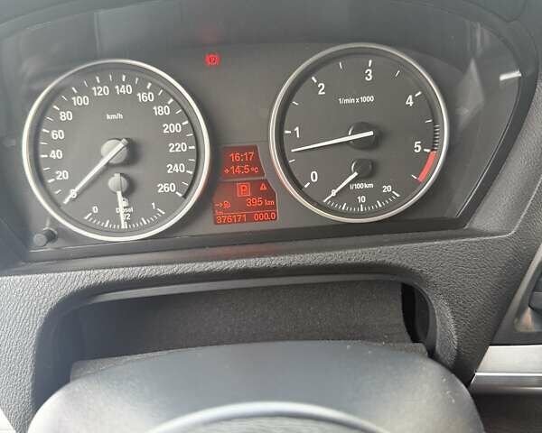 Серый БМВ Х5, объемом двигателя 3 л и пробегом 370 тыс. км за 15800 $, фото 15 на Automoto.ua