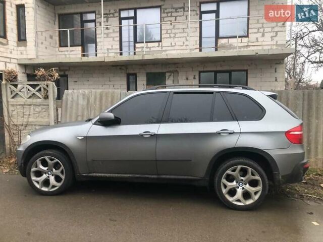 Серый БМВ Х5, объемом двигателя 2.99 л и пробегом 310 тыс. км за 16500 $, фото 1 на Automoto.ua