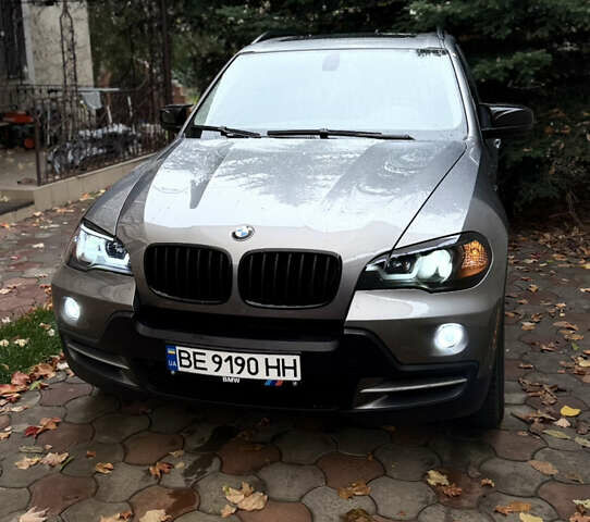 Сірий БМВ Х5, об'ємом двигуна 3 л та пробігом 250 тис. км за 14500 $, фото 3 на Automoto.ua