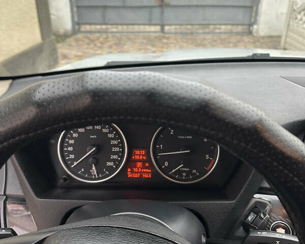 Серый БМВ Х5, объемом двигателя 3 л и пробегом 341 тыс. км за 15700 $, фото 6 на Automoto.ua