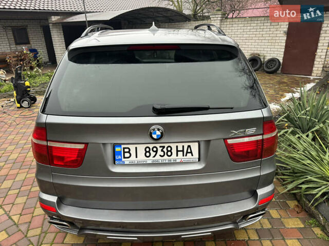 Сірий БМВ Х5, об'ємом двигуна 3 л та пробігом 288 тис. км за 17300 $, фото 6 на Automoto.ua