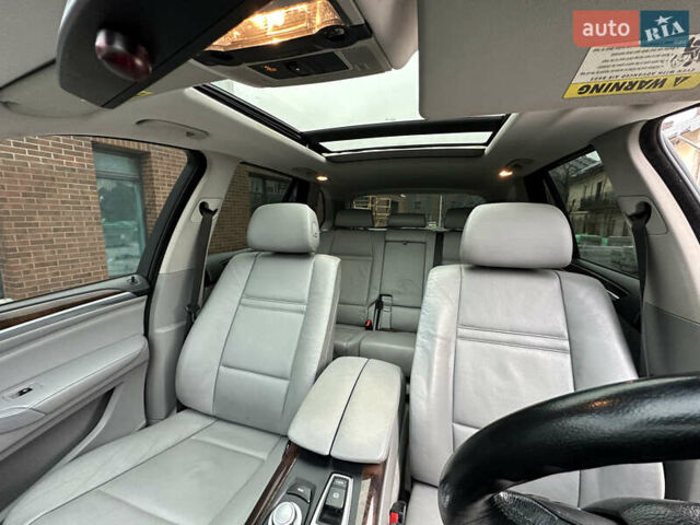 Серый БМВ Х5, объемом двигателя 3 л и пробегом 240 тыс. км за 11000 $, фото 29 на Automoto.ua
