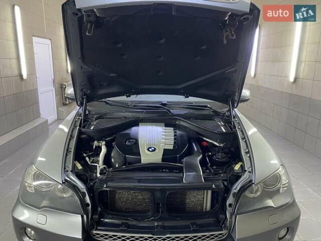 Серый БМВ Х5, объемом двигателя 3 л и пробегом 200 тыс. км за 13999 $, фото 35 на Automoto.ua