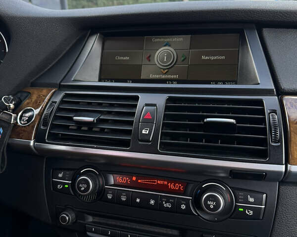 Сірий БМВ Х5, об'ємом двигуна 3 л та пробігом 387 тис. км за 12650 $, фото 34 на Automoto.ua