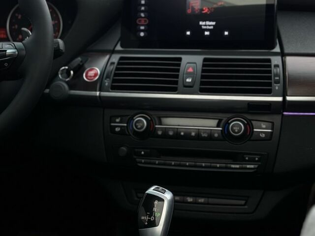 Серый БМВ Х5, объемом двигателя 3 л и пробегом 287 тыс. км за 12700 $, фото 18 на Automoto.ua