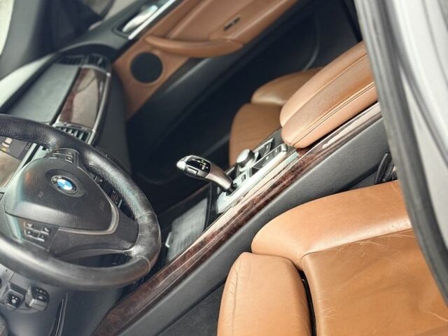 Сірий БМВ Х5, об'ємом двигуна 3 л та пробігом 319 тис. км за 15200 $, фото 7 на Automoto.ua