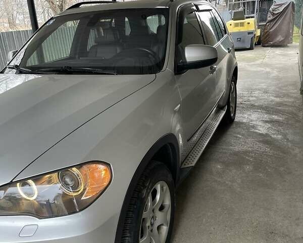 Серый БМВ Х5, объемом двигателя 3 л и пробегом 330 тыс. км за 14000 $, фото 11 на Automoto.ua