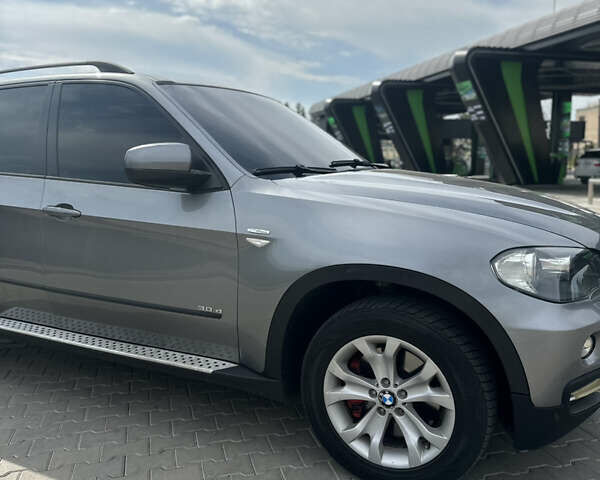 Сірий БМВ Х5, об'ємом двигуна 3 л та пробігом 261 тис. км за 14400 $, фото 8 на Automoto.ua