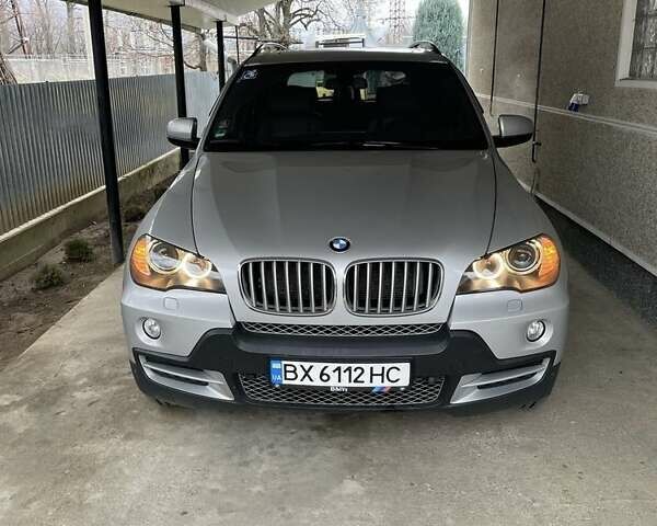 Серый БМВ Х5, объемом двигателя 3 л и пробегом 330 тыс. км за 14000 $, фото 14 на Automoto.ua