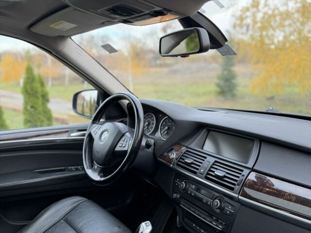 Сірий БМВ Х5, об'ємом двигуна 3 л та пробігом 401 тис. км за 11750 $, фото 12 на Automoto.ua