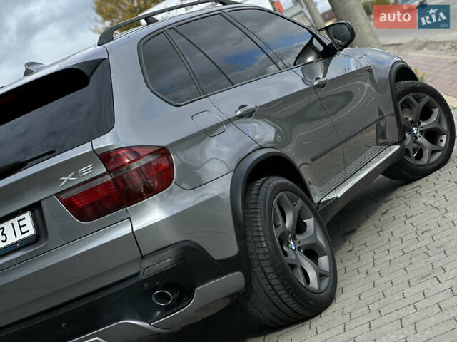 Серый БМВ Х5, объемом двигателя 3 л и пробегом 360 тыс. км за 15750 $, фото 27 на Automoto.ua