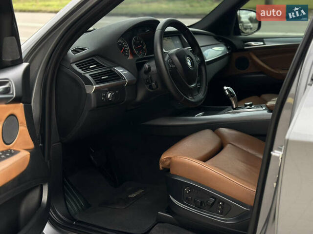 Серый БМВ Х5, объемом двигателя 3 л и пробегом 360 тыс. км за 15750 $, фото 35 на Automoto.ua