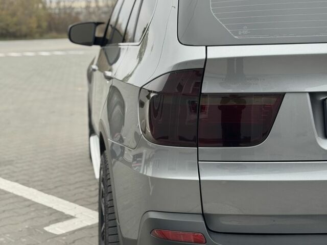 Серый БМВ Х5, объемом двигателя 3 л и пробегом 287 тыс. км за 12700 $, фото 7 на Automoto.ua