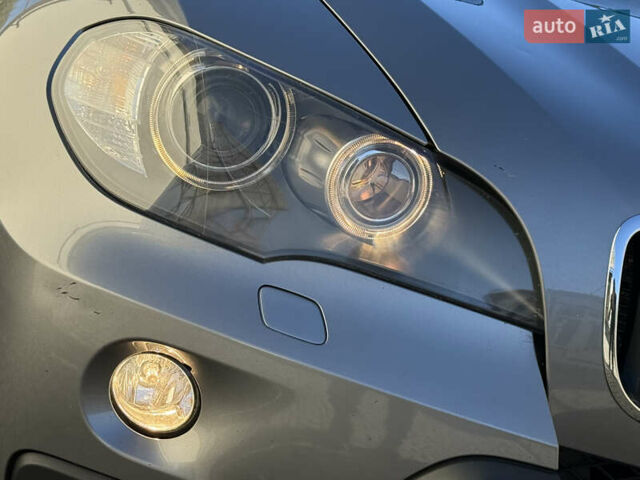 Сірий БМВ Х5, об'ємом двигуна 3 л та пробігом 260 тис. км за 11700 $, фото 8 на Automoto.ua