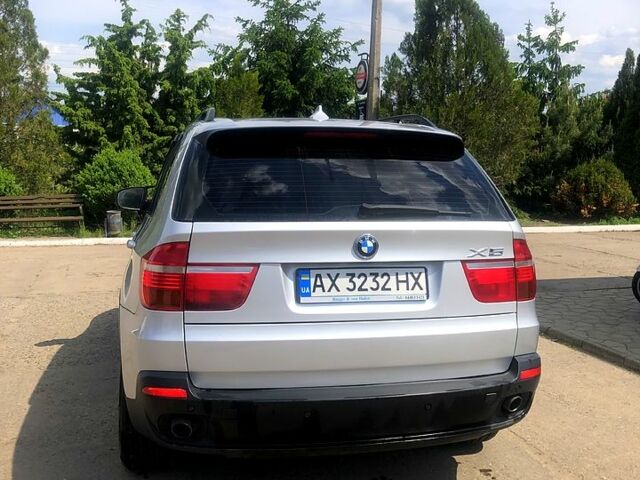 Серый БМВ Х5, объемом двигателя 3 л и пробегом 405 тыс. км за 15500 $, фото 2 на Automoto.ua