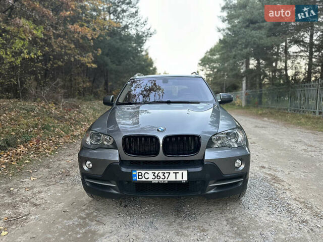 Сірий БМВ Х5, об'ємом двигуна 3 л та пробігом 265 тис. км за 12000 $, фото 1 на Automoto.ua
