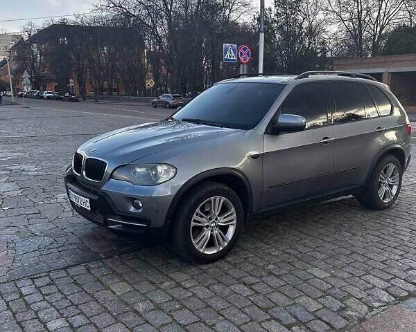 Серый БМВ Х5, объемом двигателя 3 л и пробегом 160 тыс. км за 17300 $, фото 1 на Automoto.ua