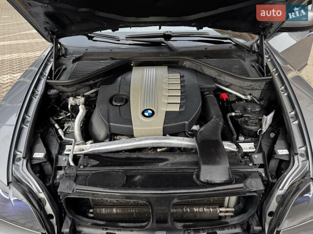 Сірий БМВ Х5, об'ємом двигуна 3 л та пробігом 265 тис. км за 16500 $, фото 52 на Automoto.ua