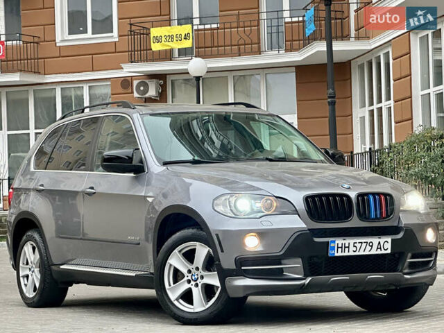 Серый БМВ Х5, объемом двигателя 4.8 л и пробегом 291 тыс. км за 10900 $, фото 22 на Automoto.ua