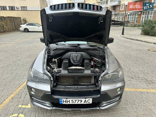 Серый БМВ Х5, объемом двигателя 4.8 л и пробегом 291 тыс. км за 10900 $, фото 49 на Automoto.ua