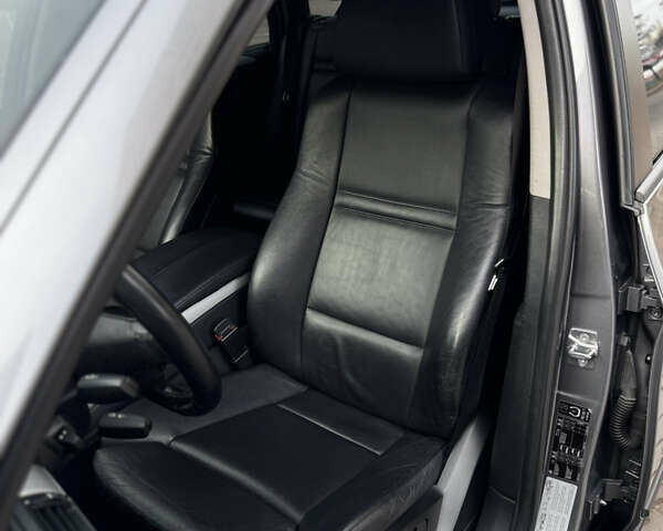 Сірий БМВ Х5, об'ємом двигуна 3 л та пробігом 265 тис. км за 16500 $, фото 62 на Automoto.ua