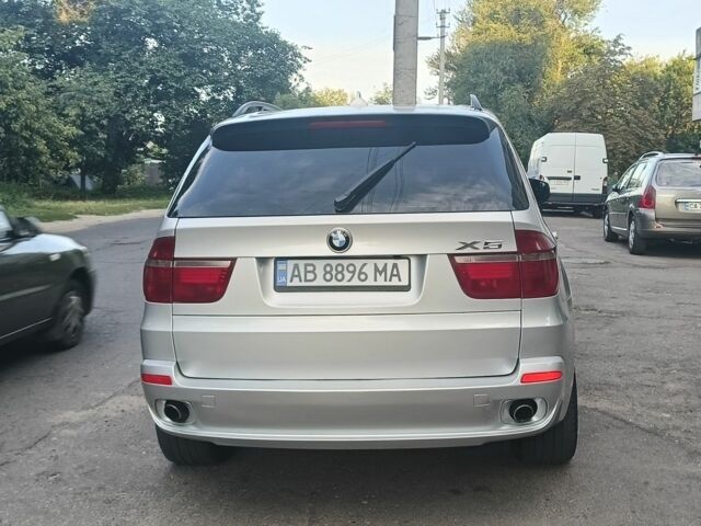 Серый БМВ Х5, объемом двигателя 3 л и пробегом 350 тыс. км за 269 $, фото 2 на Automoto.ua