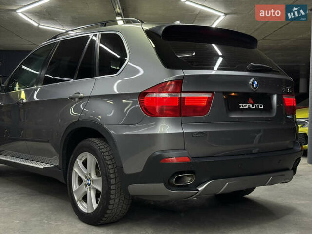 БМВ Х5 2009 в Одессе на Automoto.ua Серый БМВ Х5, объемом двигателя 4.8 л и пробегом 291 тыс. км за 9500 $, фото 12 на Automoto.ua