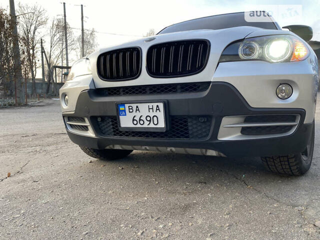 Сірий БМВ Х5, об'ємом двигуна 2.98 л та пробігом 226 тис. км за 13600 $, фото 3 на Automoto.ua