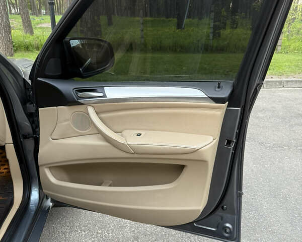 БМВ Х5 2009 в Киеве на Automoto.ua Серый БМВ Х5, объемом двигателя 3 л и пробегом 250 тыс. км за 20000 $, фото 7 на Automoto.ua