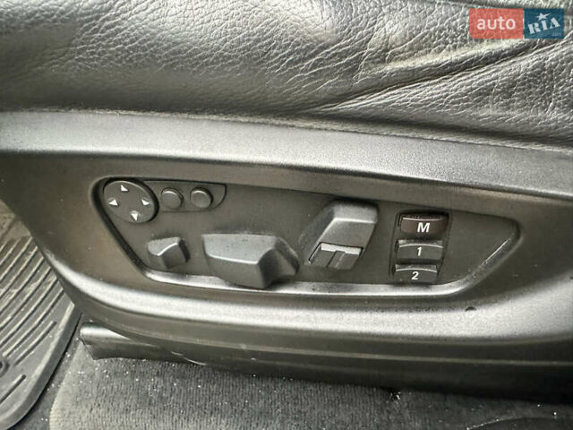 Серый БМВ Х5, объемом двигателя 4.8 л и пробегом 291 тыс. км за 10900 $, фото 34 на Automoto.ua