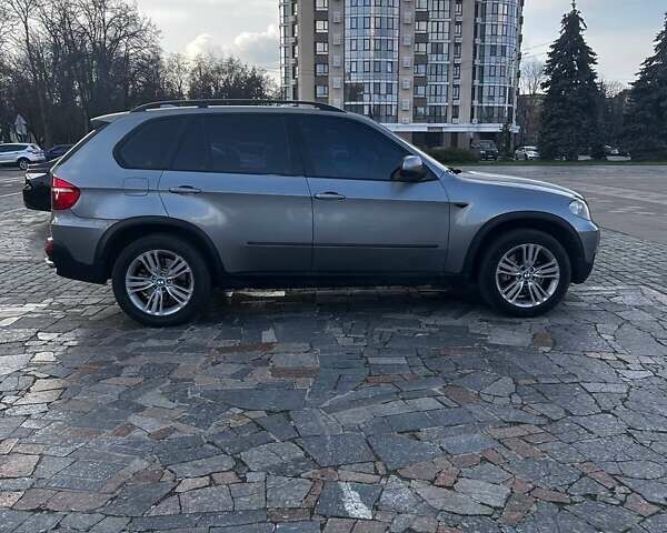 Серый БМВ Х5, объемом двигателя 3 л и пробегом 160 тыс. км за 17300 $, фото 5 на Automoto.ua