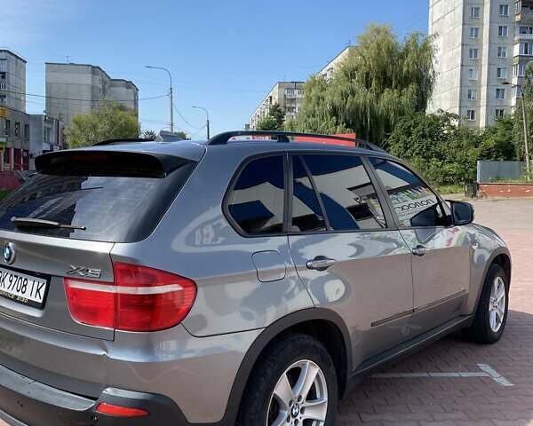 Сірий БМВ Х5, об'ємом двигуна 3 л та пробігом 356 тис. км за 7000 $, фото 2 на Automoto.ua